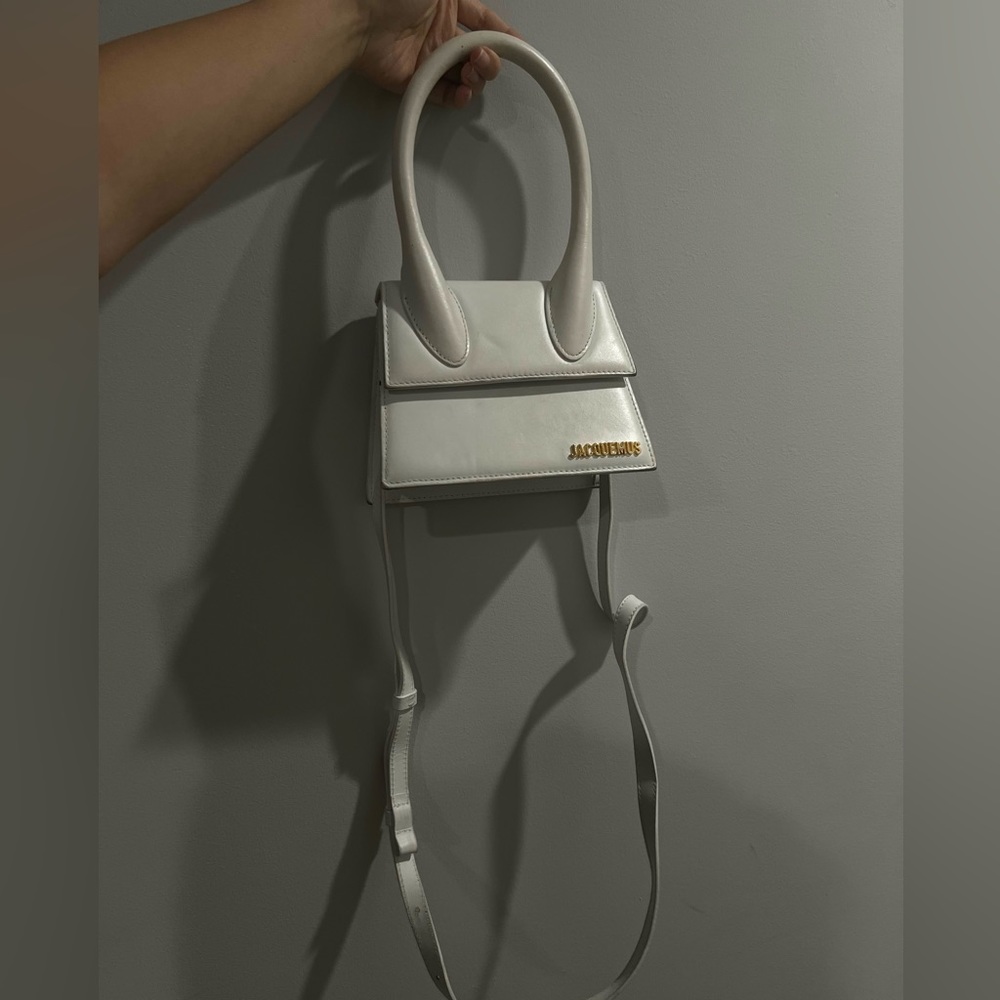 Jacquemus Le Chiquito moyen